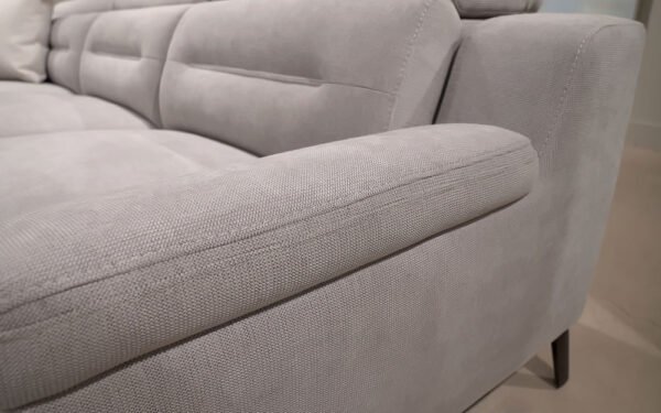 Maestrale Modern Motion Sectional - Image 9