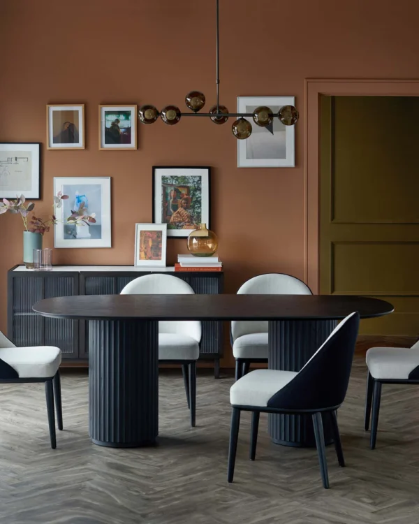Hanne black oak 6 seater dining table - Image 2