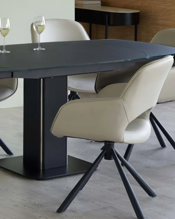 Fraser & Marlow - Image 6